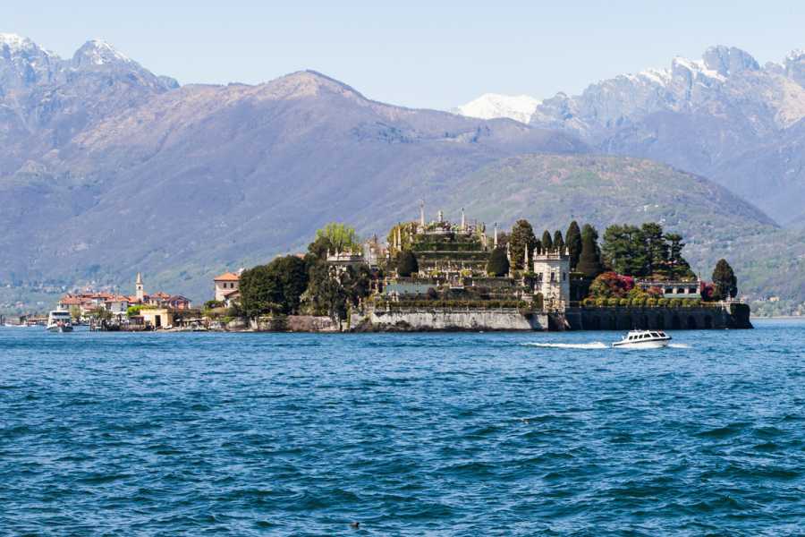 Lookals Maggiore & Orta Lakes Day-Trip from Milan