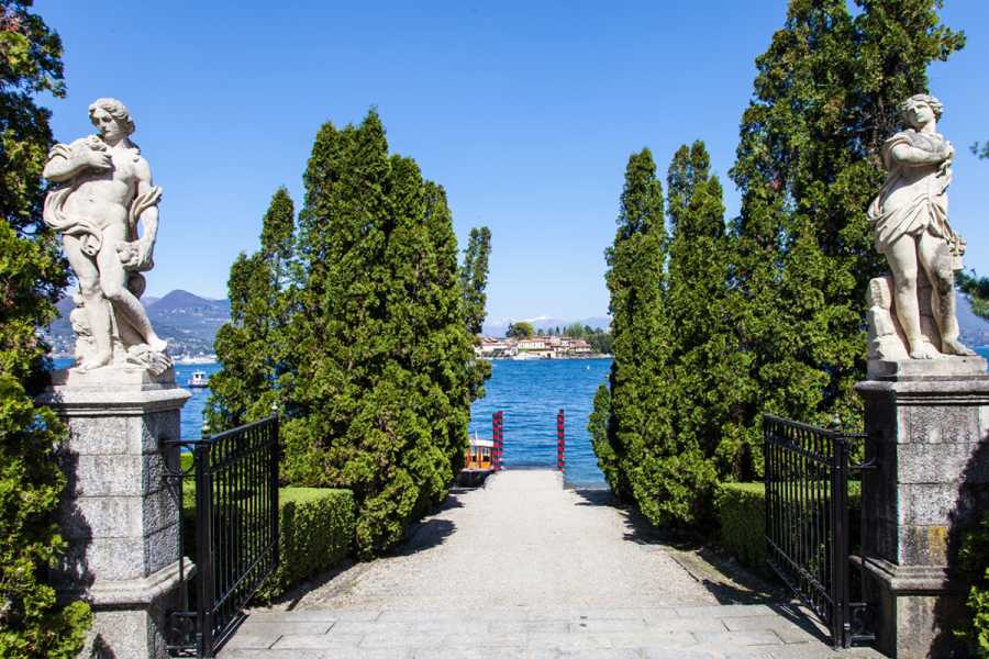 Lookals Jewels of Lake District: Lake Maggiore & Lake Orta